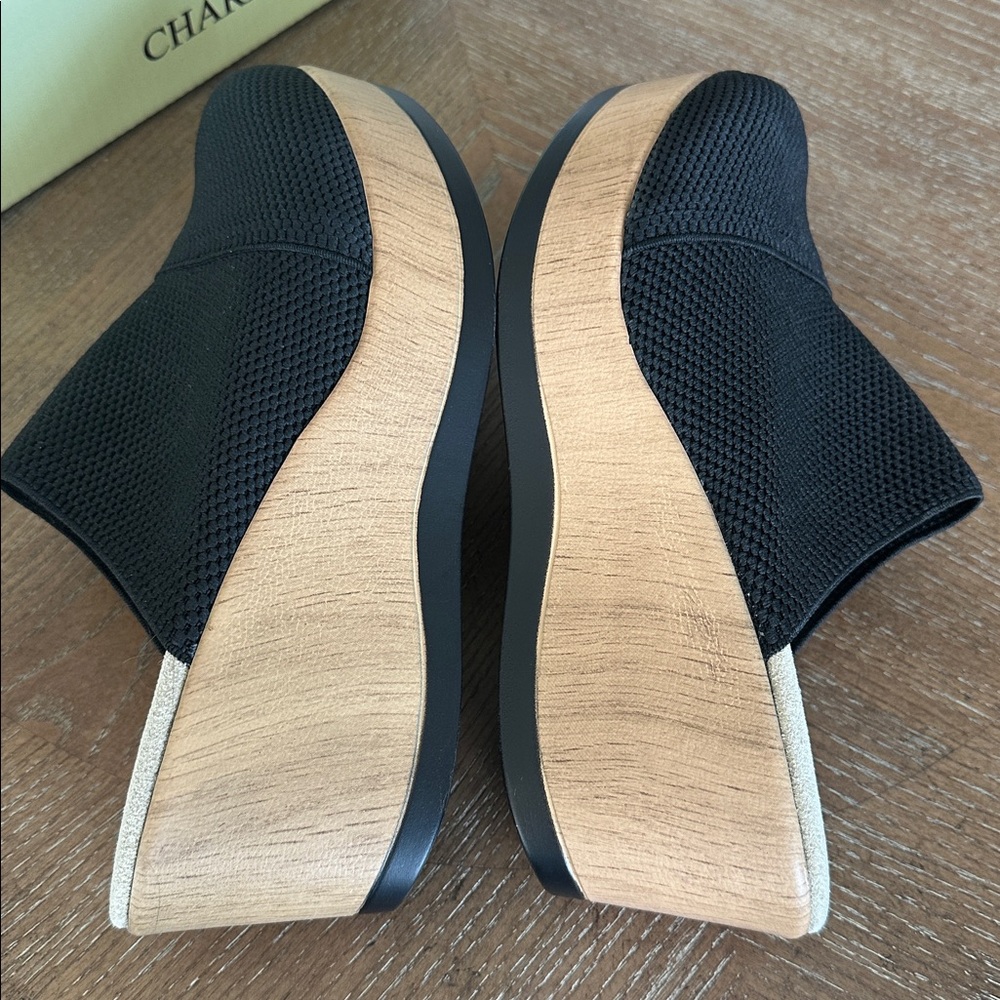 New in Box Charleston Shoe Co Frannie Black Platform Clogs Women size 9 - Picture 9 of 10